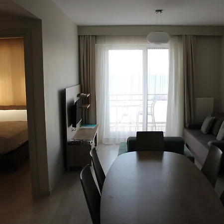 Отель Korfez Tatil Beldesi Гюре